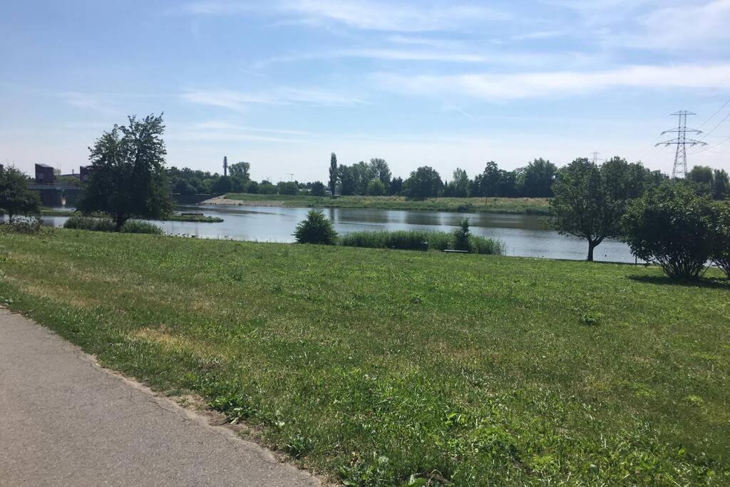 Hidden Gem Garden Διαμέρισμα Krasków Εξωτερικό φωτογραφία